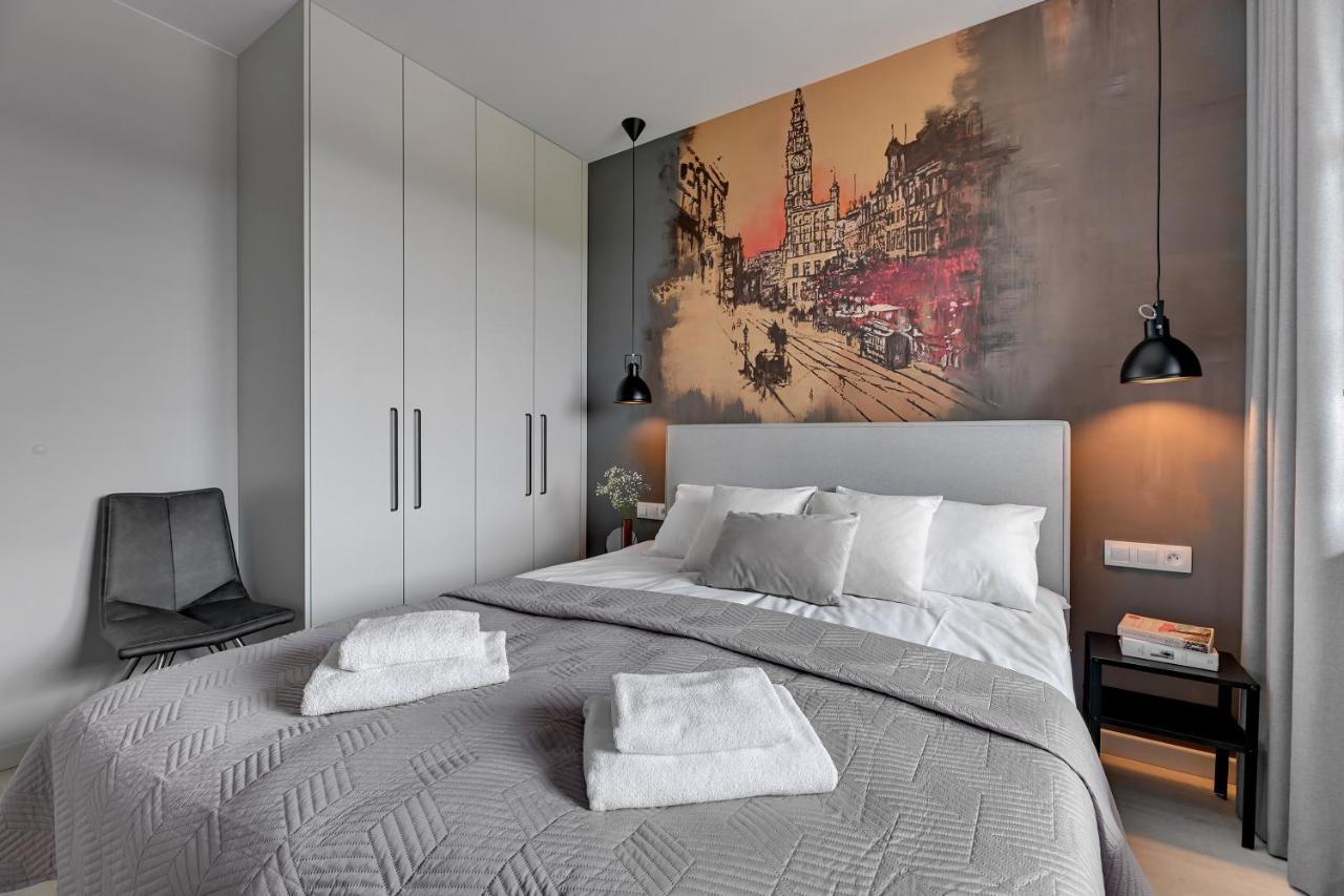 Flatbook - City Center Apartments Doki Living 格但斯克 外观 照片