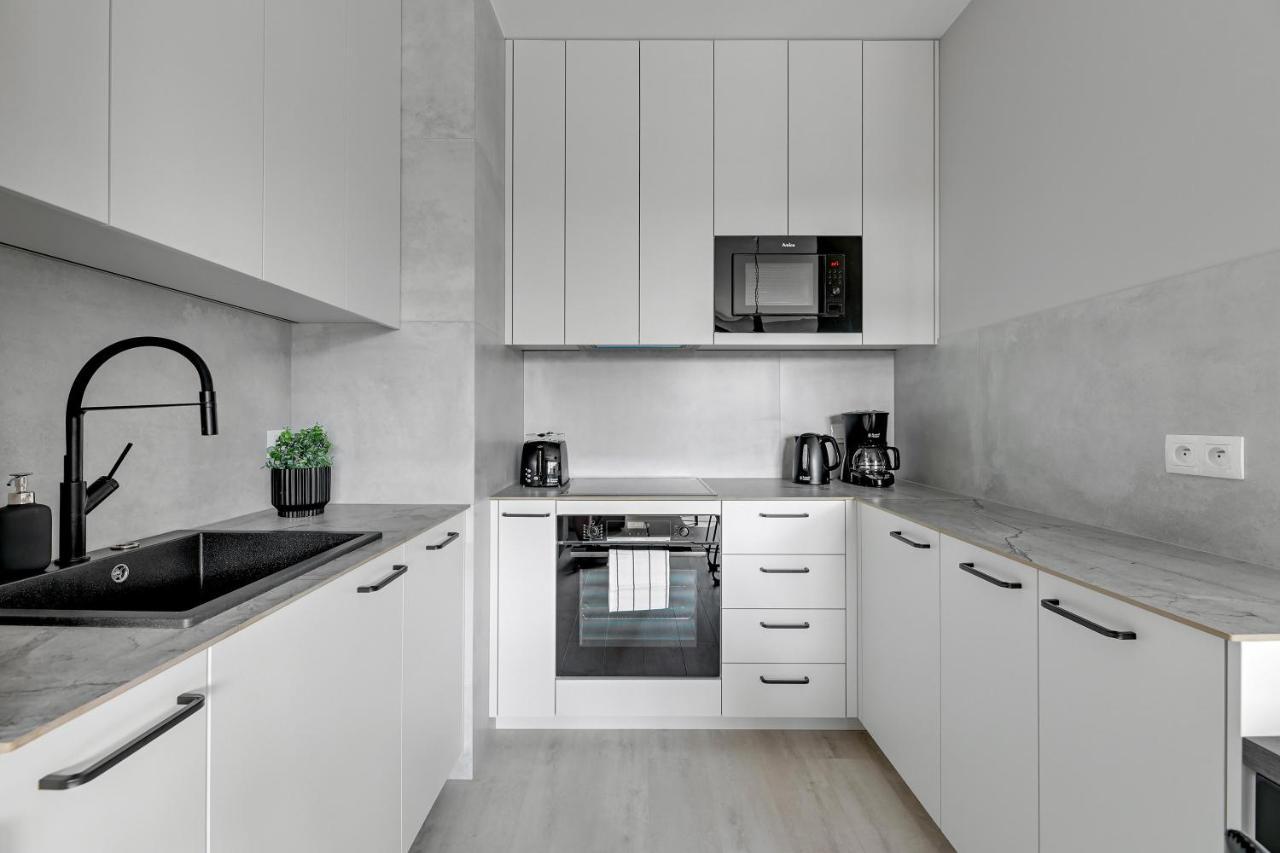 Flatbook - City Center Apartments Doki Living 格但斯克 外观 照片