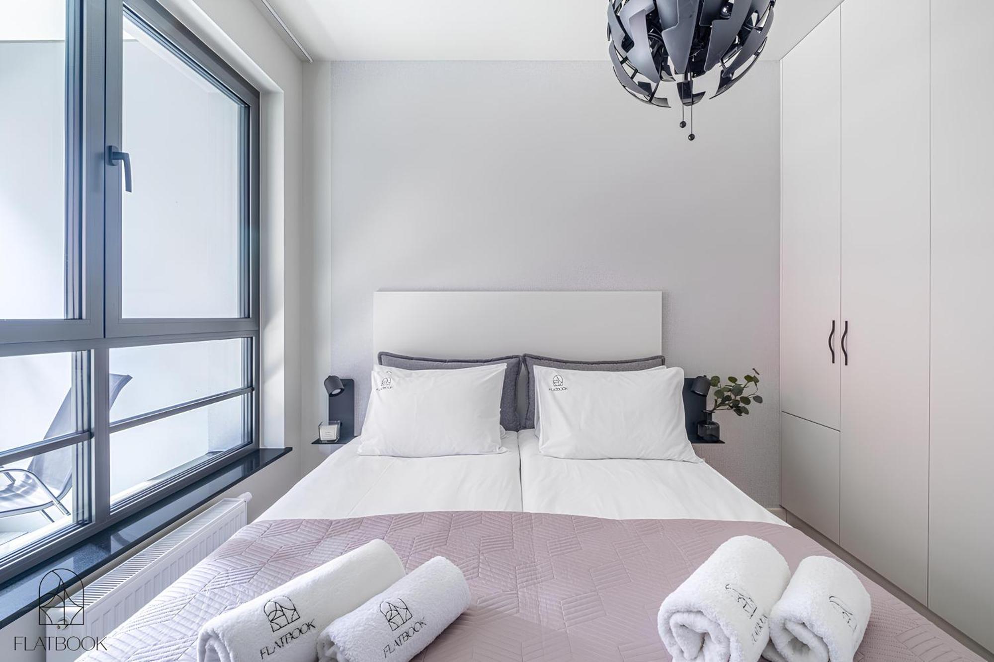 Flatbook - City Center Apartments Doki Living 格但斯克 外观 照片